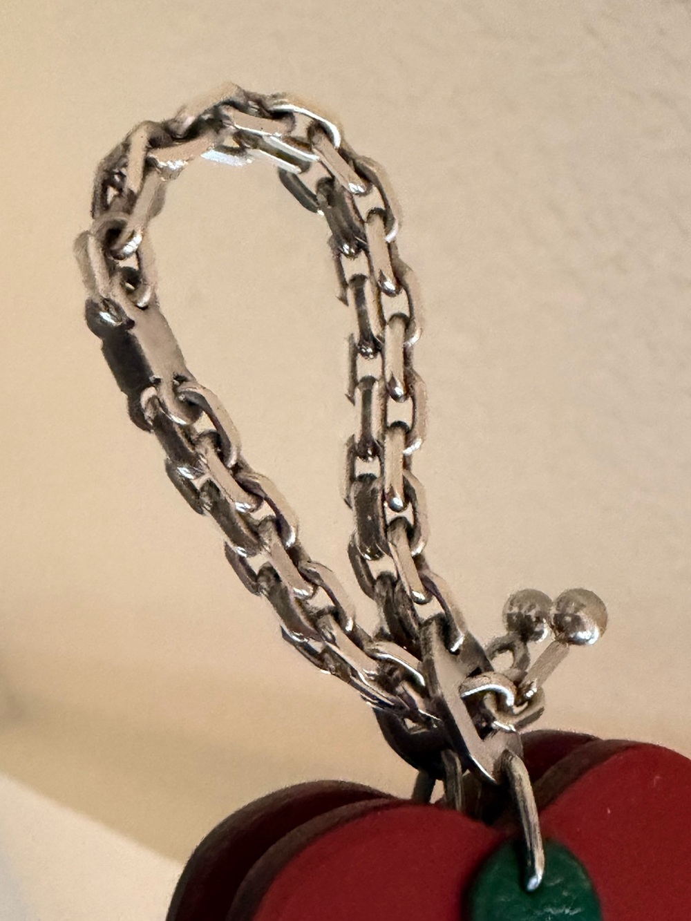 HERMES Hermes Keychain Bag Charm Fruit Apple Seasonal Men Women Red 20499999 - Picture 11 of 16